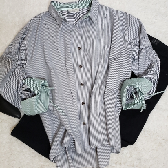 Striped Button-Up Women's Top - Picture 3 of 5